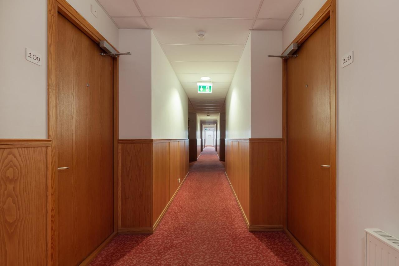 Raadimoisa Hotell Tartu Buitenkant foto