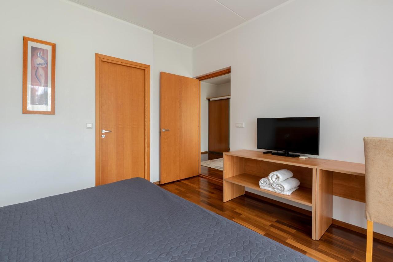 Raadimoisa Hotell Tartu Buitenkant foto