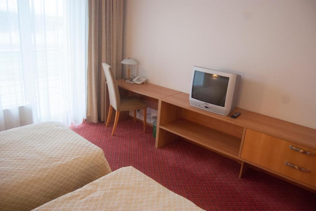 Raadimoisa Hotell Tartu Buitenkant foto