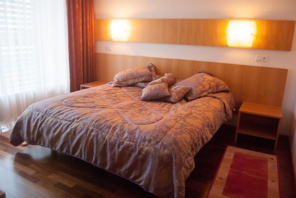Raadimoisa Hotell Tartu Buitenkant foto
