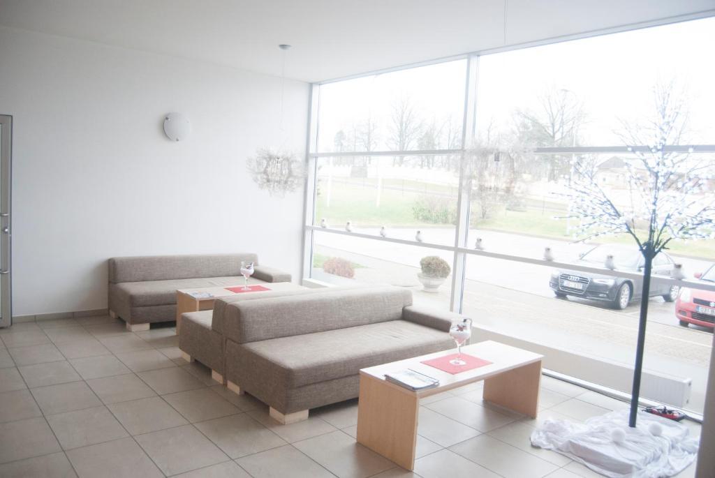 Raadimoisa Hotell Tartu Buitenkant foto